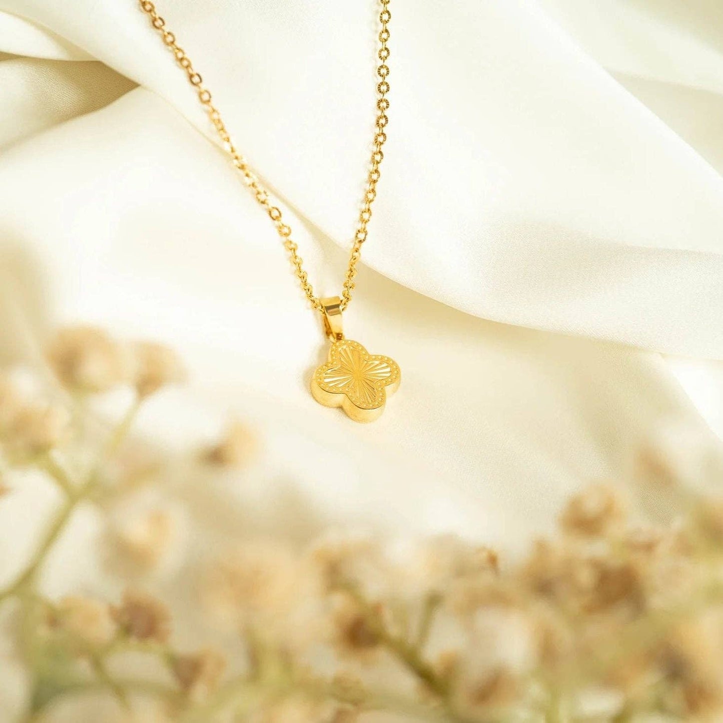 18K Gold PVD Stainless Steel Lucky Clover Charm Sunburst / PDL0270