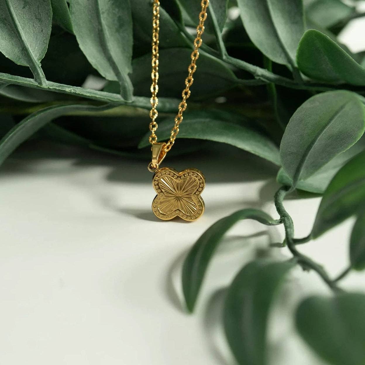 18K Gold PVD Stainless Steel Lucky Clover Charm Sunburst / PDL0270