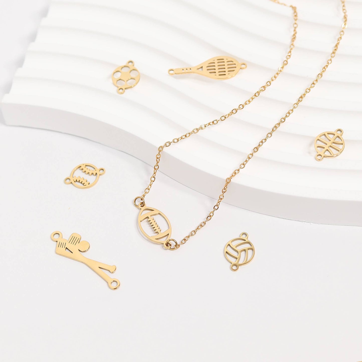 18K Gold PVD Stainless Steel Loop Connector Chain Necklace